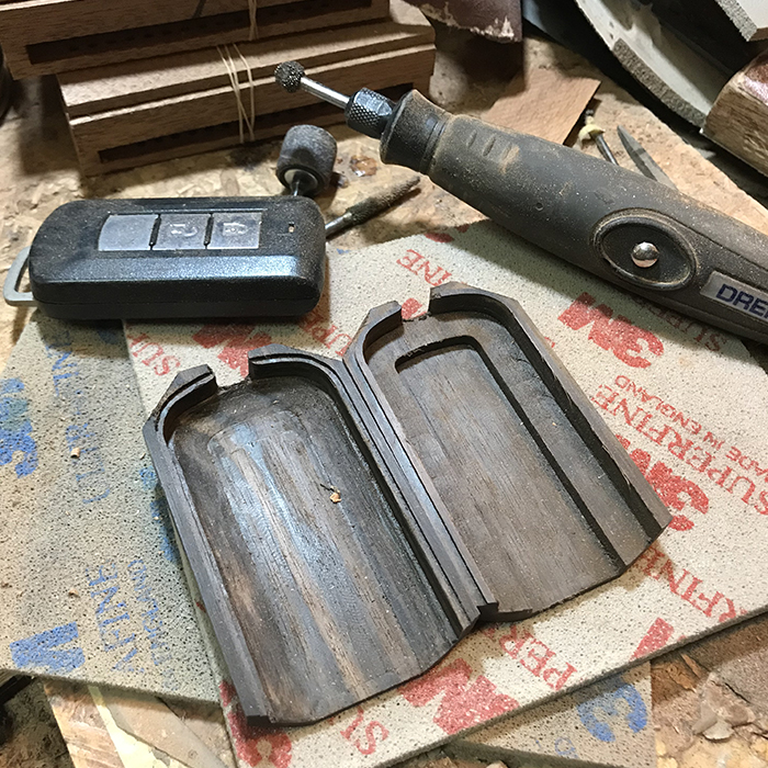 別注・三菱車対応木製スマートキーケース(黒檀)「LIFE」